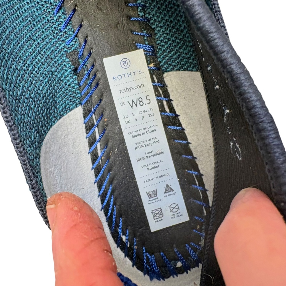 Rothy’s Spruce Python The Point Flags Rare 8.5 - image 2